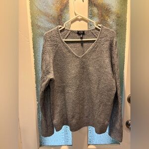Jones New York  Heather Gray V-Neck Sweater